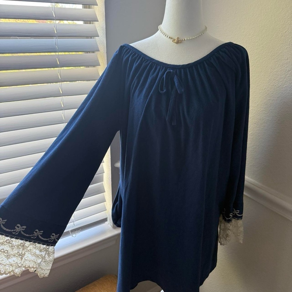 Navy Blue Women's Chemise with Lace Trim - Picture 2 of 4